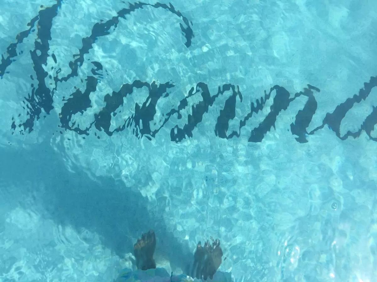 Family Complex Beside Beach W/Pool Montego Bay #1 מראה חיצוני תמונה