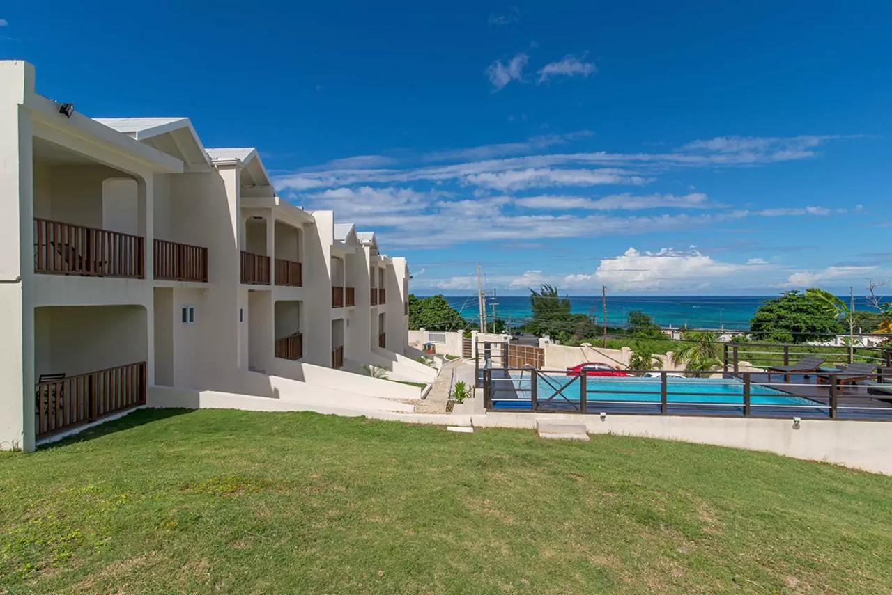 Family Complex Beside Beach W/Pool Montego Bay #1 מראה חיצוני תמונה
